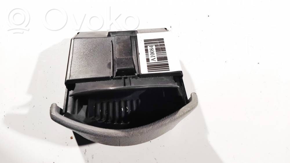 Citroen Xsara Picasso Popielniczka deski rozdzielczej