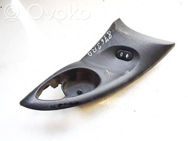 Ford Focus Interruptor del elevalunas eléctrico 