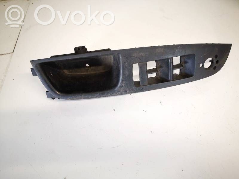 Audi Q7 4L Rivestimento pulsantiera finestrino della portiera anteriore 