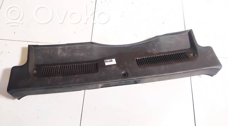 Fiat Punto (188) Inne elementy wykończenia bagażnika 
