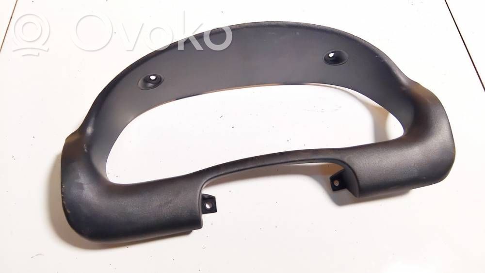 Opel Astra F Instrumentu paneļa dekoratīvā apdare 