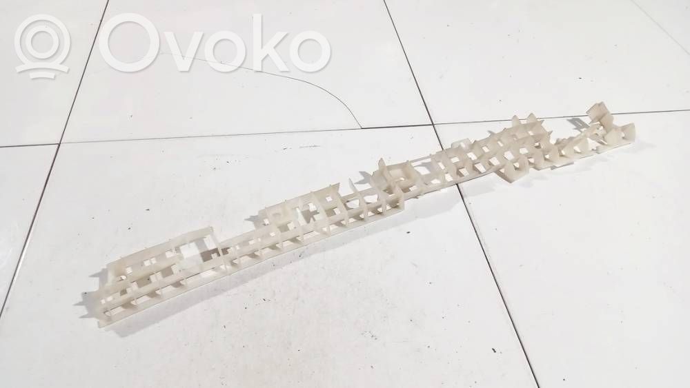 Toyota Yaris Verso Staffa di rinforzo montaggio del paraurti anteriore 