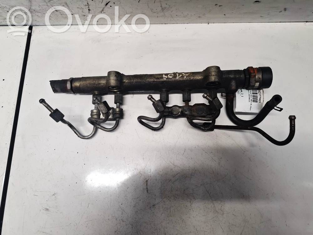 Toyota Yaris Listwa wtryskowa 