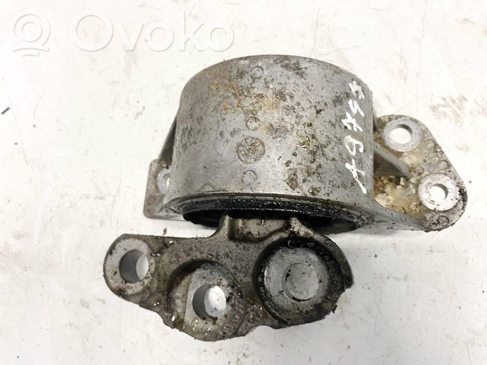 Fiat Punto (188) Moottorin kiinnikekorvake