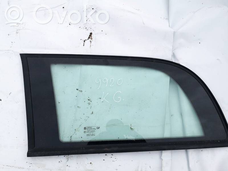 Opel Astra G Finestrino laterale posteriore