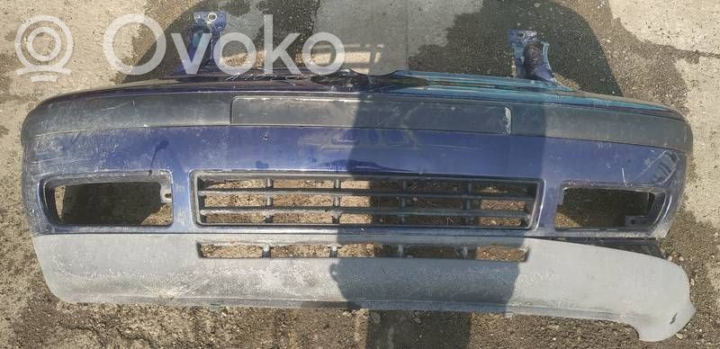 Volkswagen Golf IV Zderzak przedni