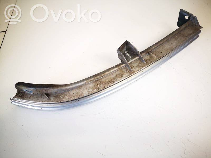 Opel Zafira A Rivestimento sotto il faro/fanale 