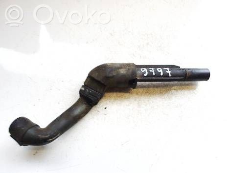 Mercedes-Benz C W202 Tuyau de liquide de refroidissement moteur