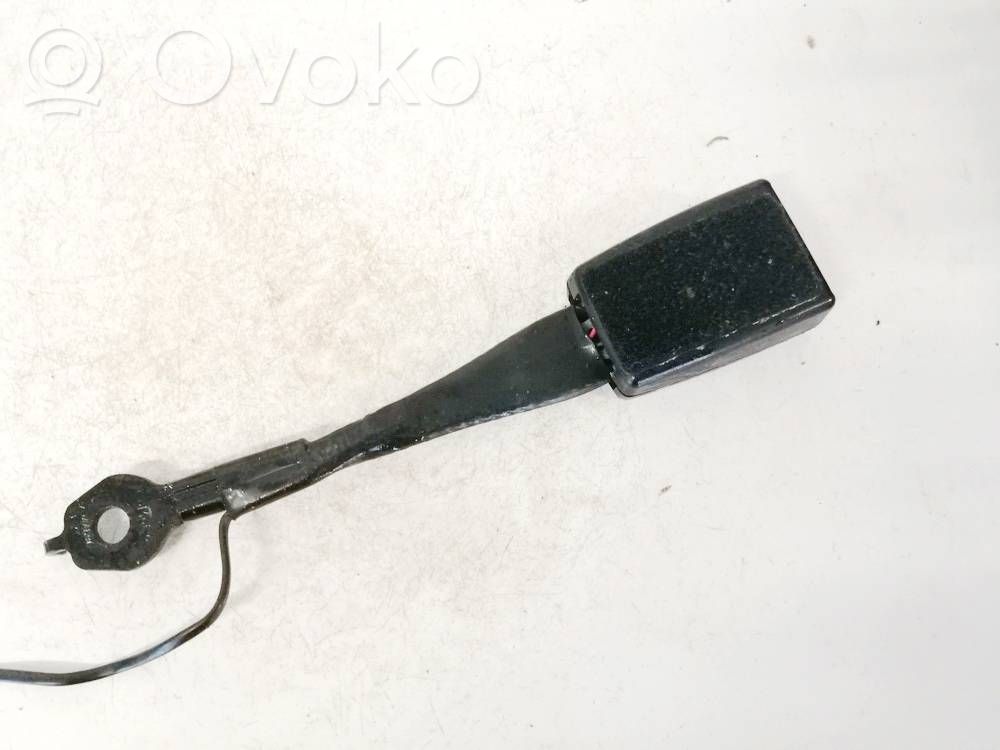 Hebilla del cinturón delantero   34141877,34141877