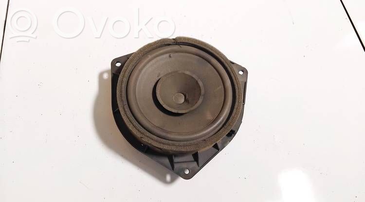 Toyota Corolla E120 E130 Altavoz de la puerta delantera 