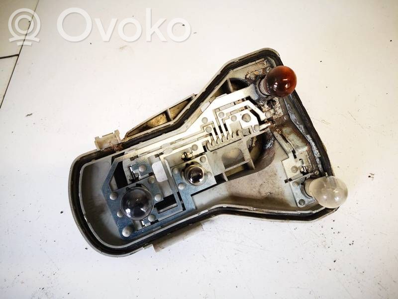 Volkswagen Polo IV 9N3 Porte ampoule de feu arrière 