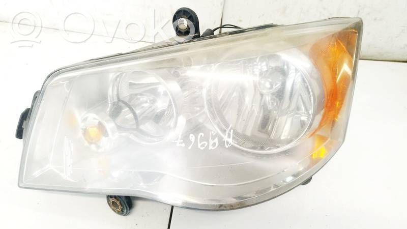 Chrysler Grand Voyager V Faro/fanale 