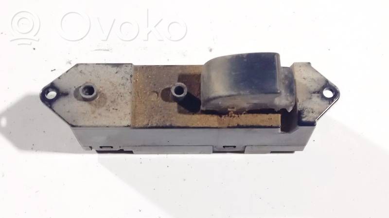 Mitsubishi Outlander Electric window control switch 