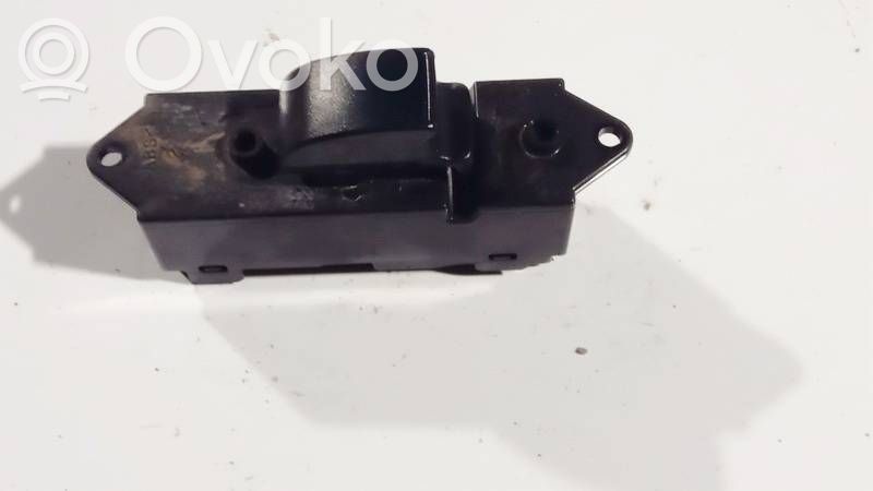 Mitsubishi Lancer X Interruptor del elevalunas eléctrico 