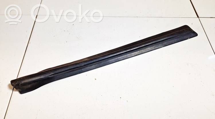 Opel Zafira A Listwa / Uszczelka szyby drzwi 