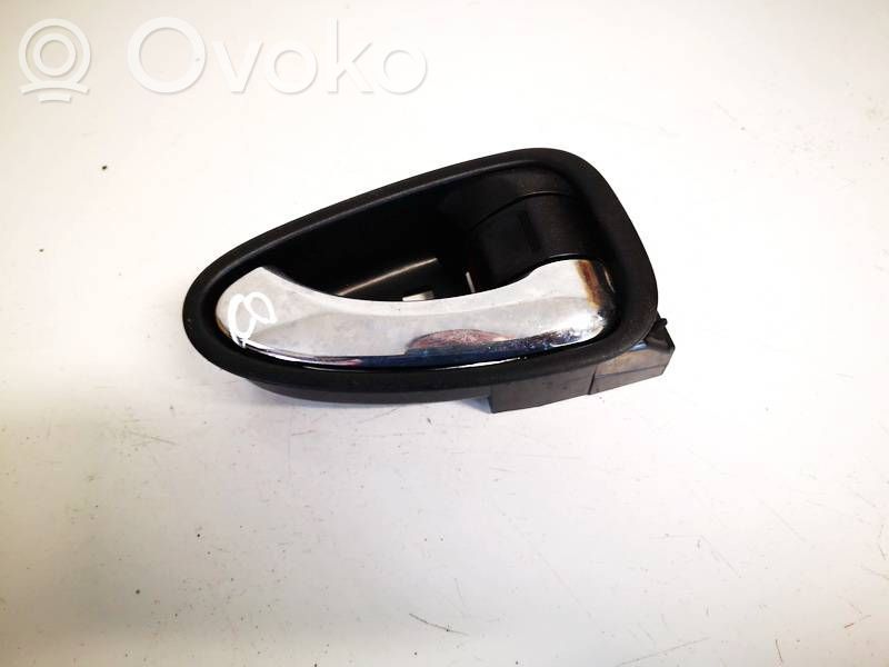 Toyota Avensis T270 Maniglia interna per portiera anteriore 
