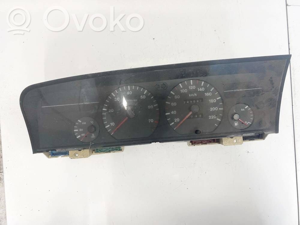 Citroen Xantia Speedometer (instrument cluster) 
