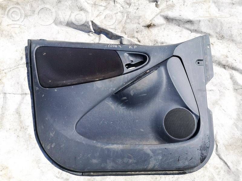 Toyota Yaris Garniture de panneau carte de porte avant