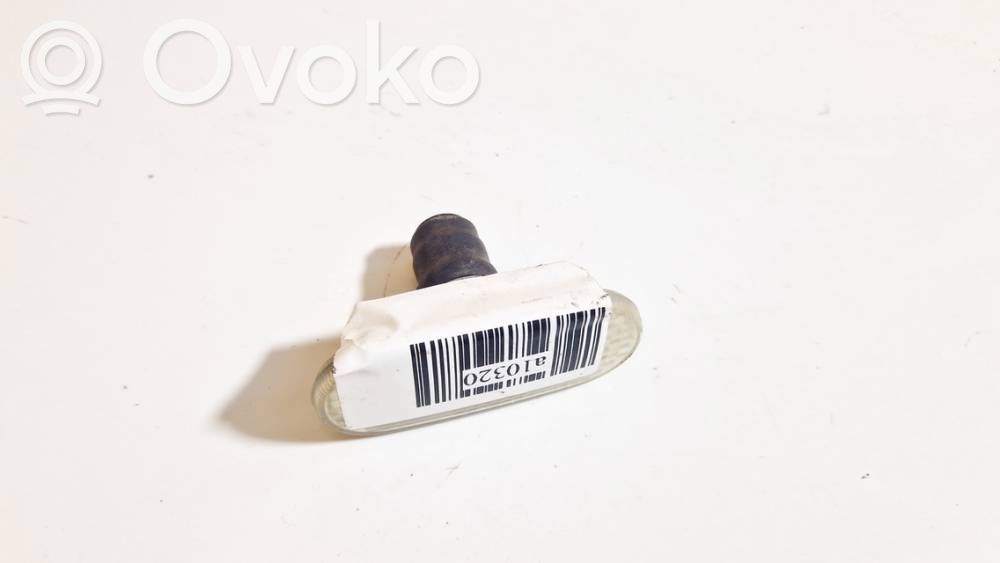 Volkswagen Golf IV Indicatore di direzione del parafango anteriore