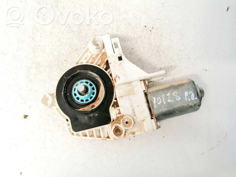 Audi Q3 8U Motorino alzacristalli della portiera anteriore