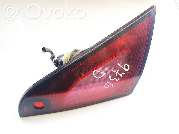 Mitsubishi Colt Lampă spate în capacul portbagajului 