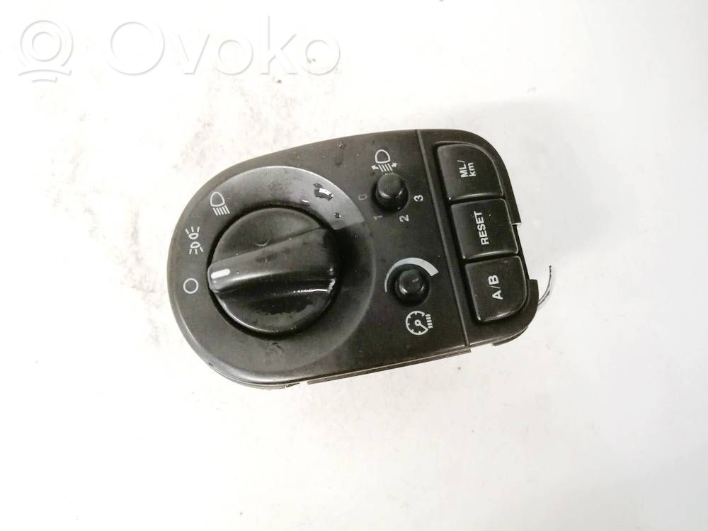 Jaguar X-Type Light switch 