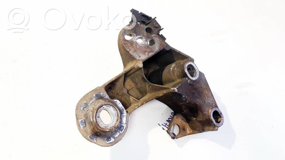 Łapa / Mocowanie silnika   4B0199352B,4B0199352B