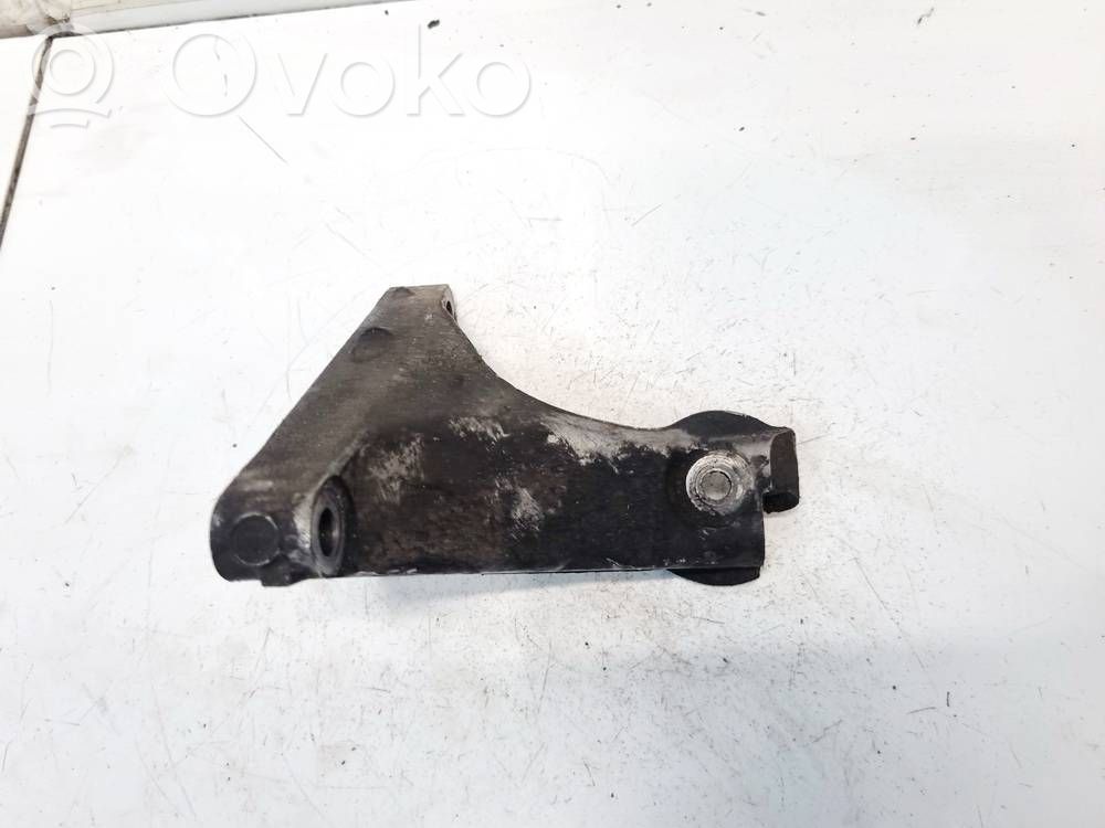 Support, suspension du moteur