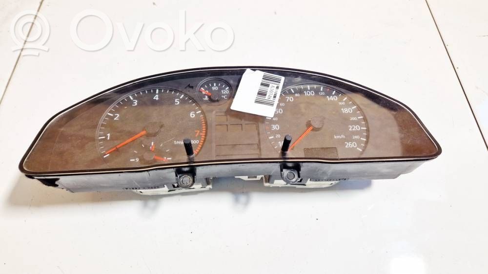 Licznik / Prędkościomierz   8D0919861C,VN040287,8D0919861C,VN040287