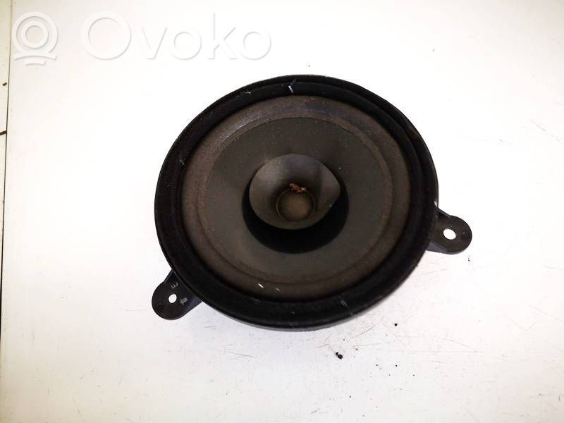 Subaru Legacy Altavoz de la puerta delantera 