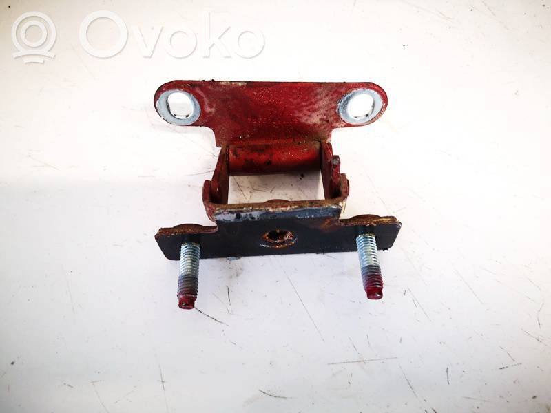 Dodge Caliber Tailgate/trunk/boot hinge 