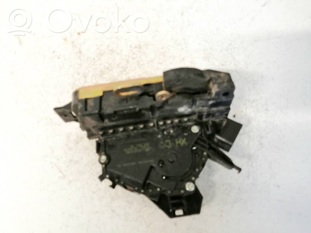 Ford Focus Etuoven lukko 
