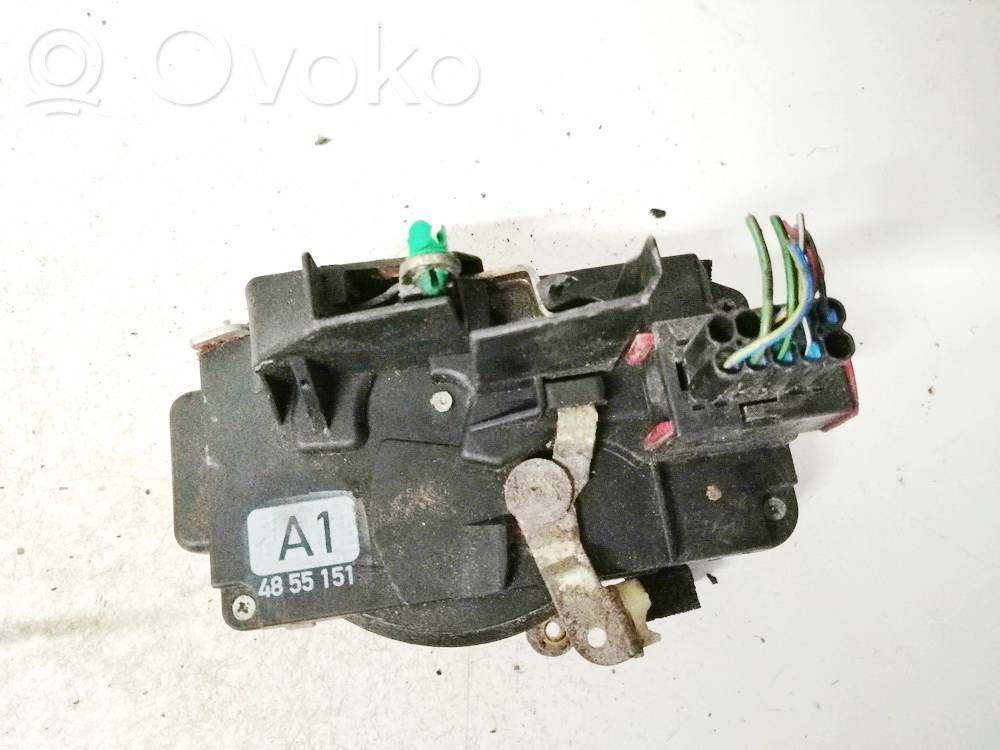 Cerradura de puerta delantera   4855151,4855151