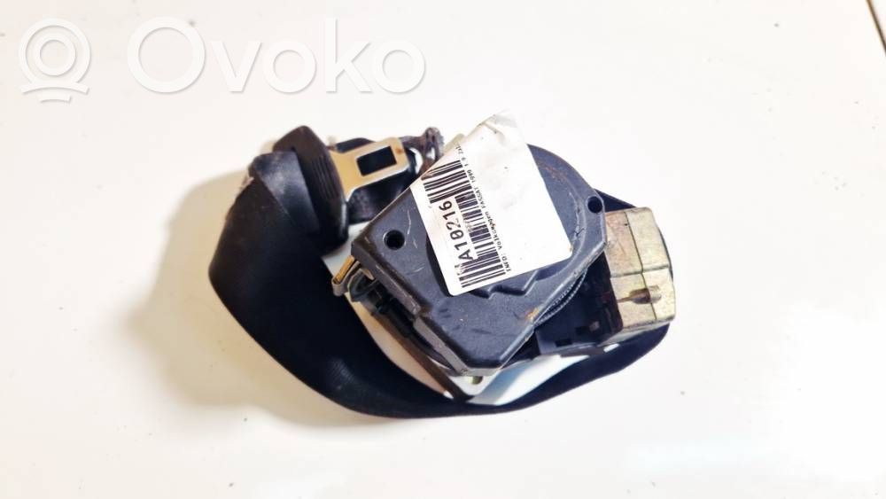 Volkswagen PASSAT B5 Cinturón trasero 
