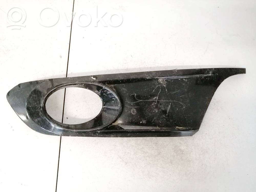 Volkswagen Jetta VI Grille inférieure de pare-chocs avant