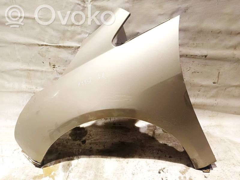 Mitsubishi Grandis Kotflügel 
