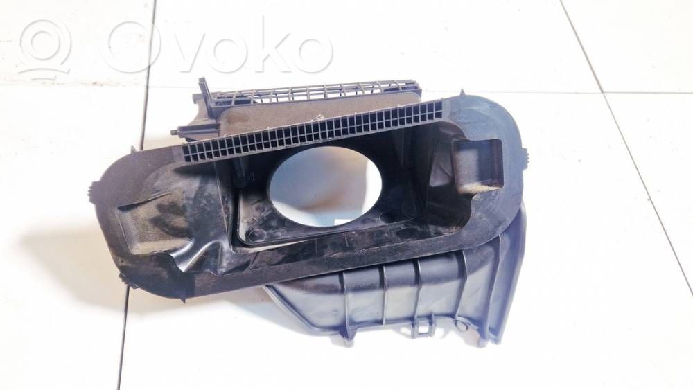 Opel Vectra C Air intake duct part 