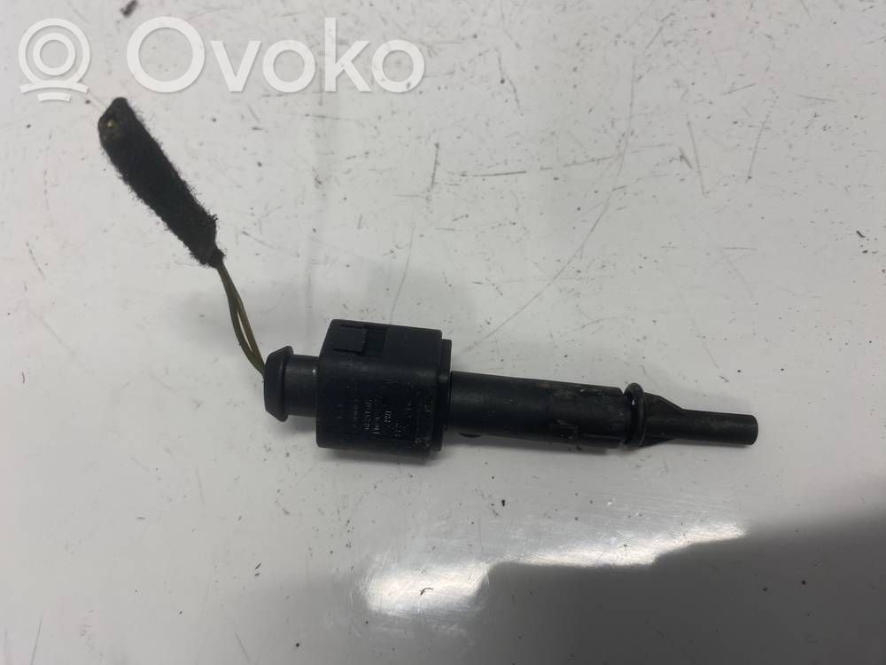 Audi A6 S6 C5 4B Sensor de temperatura interna/externa 