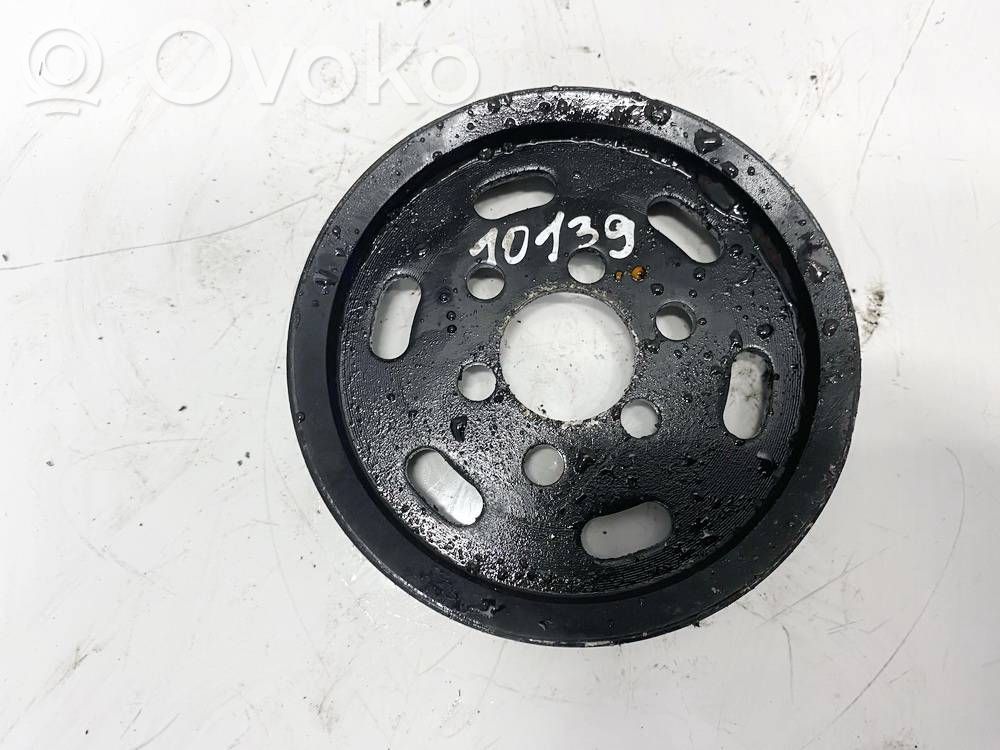 Ohjaustehostimen pumpun hihnapyörä   038145255D,038145255D
