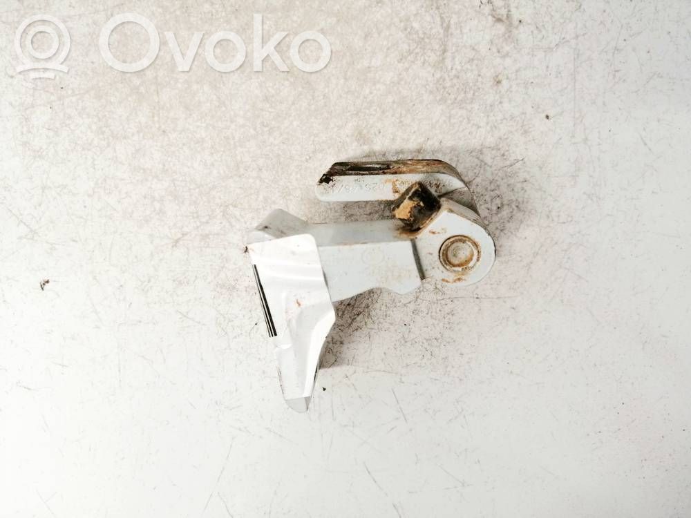Audi Q3 8U Cerniera inferiore della portiera posteriore