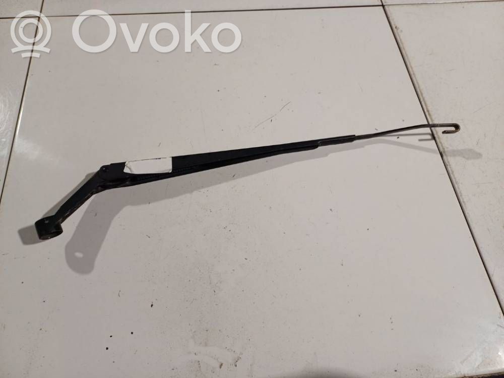 Toyota Corolla E120 E130 Brazo del limpiaparabrisas delantero 