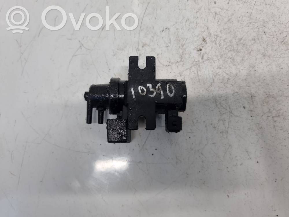 BMW 3 E90 E91 Solenoid supapă turbosuflantă 