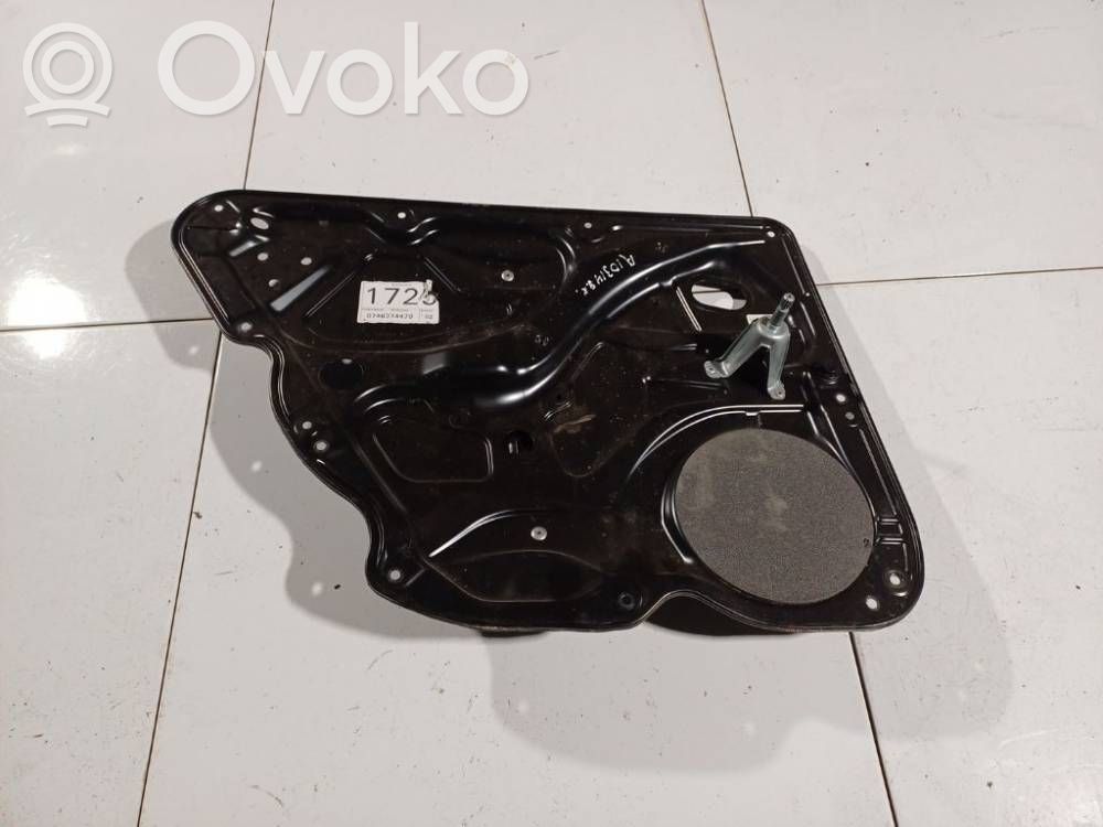 Volkswagen PASSAT B6 Regulador con motor de la ventanilla de la puerta corredera