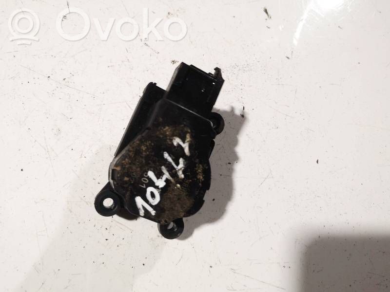 Mercedes-Benz C W203 Motor/actuator clapetă aer 