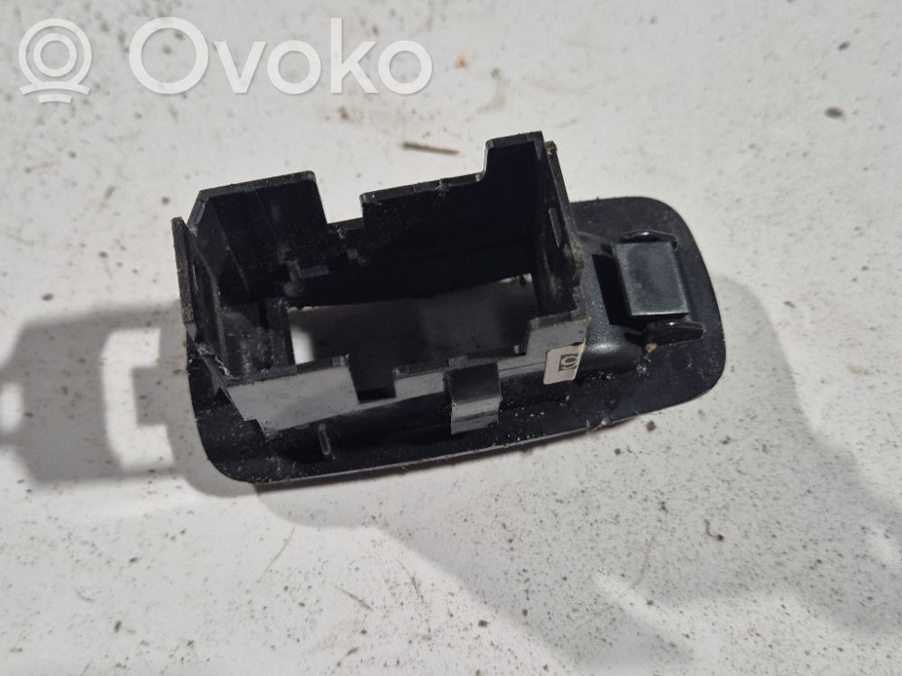 Toyota Corolla E120 E130 Elektrinių langų jungtukas 