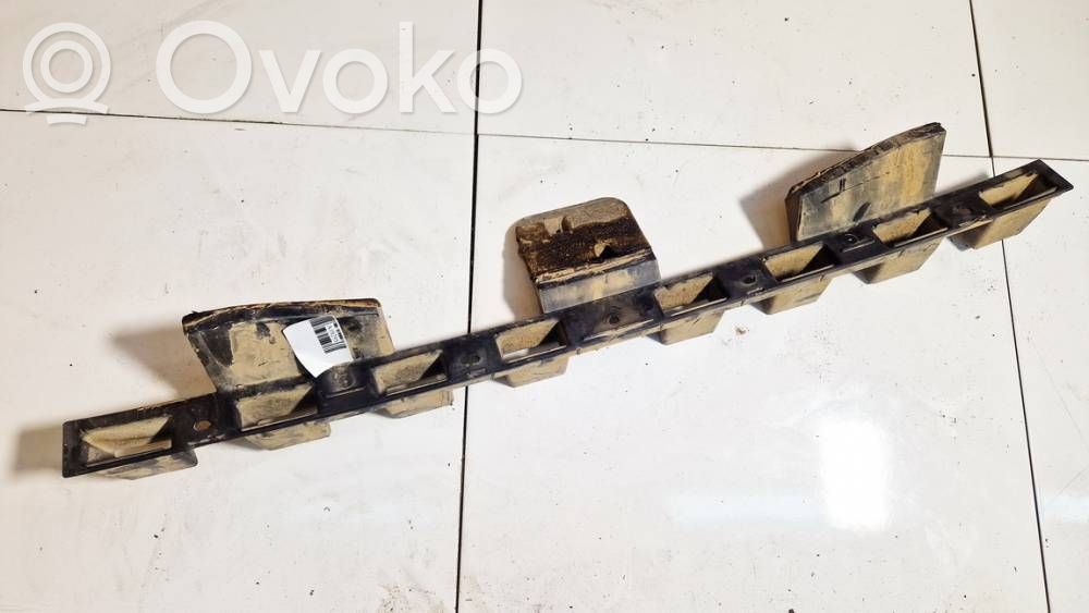 Ford Focus C-MAX Suport montare bară spate 