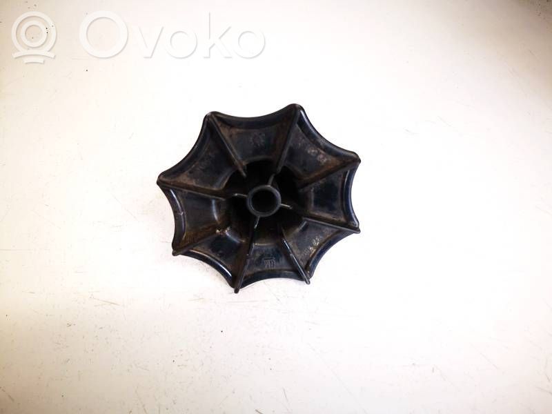 Opel Vectra C Șurub fixare roată de rezervă 