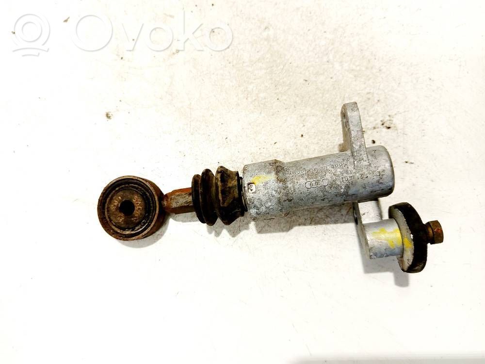 Pompă centrală de frână   8D1721401,8D1721401