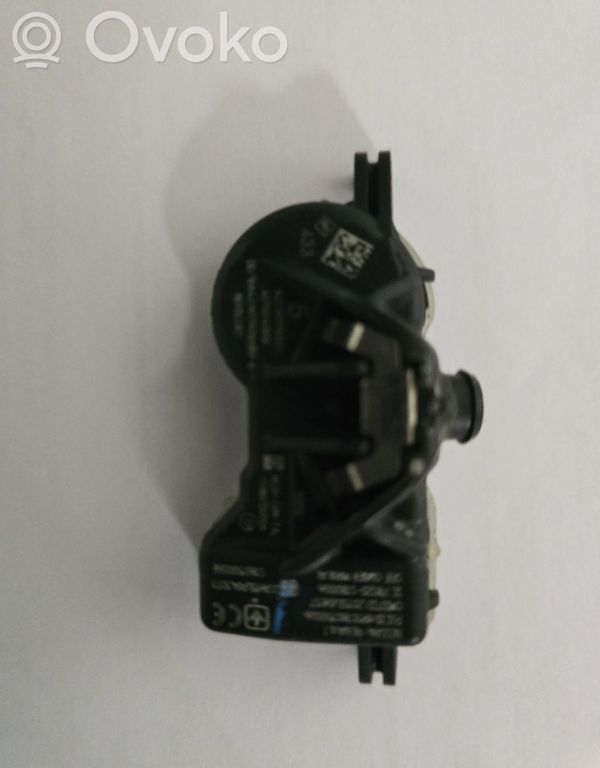 Tire pressure sensor   407004CB0B,2015DJ3724,27235652,407004CB0B