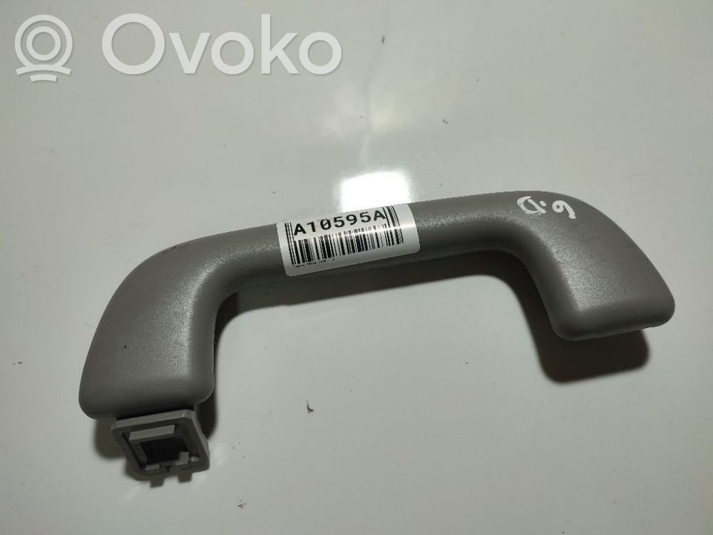 Toyota Yaris Mâner viraj interior ușă spate 